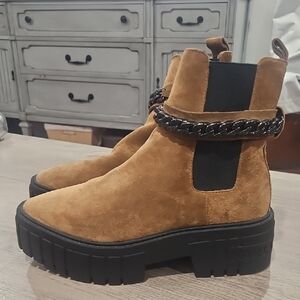 Karl Lagerfeld Paris Reign Ankle Boots size 9.5